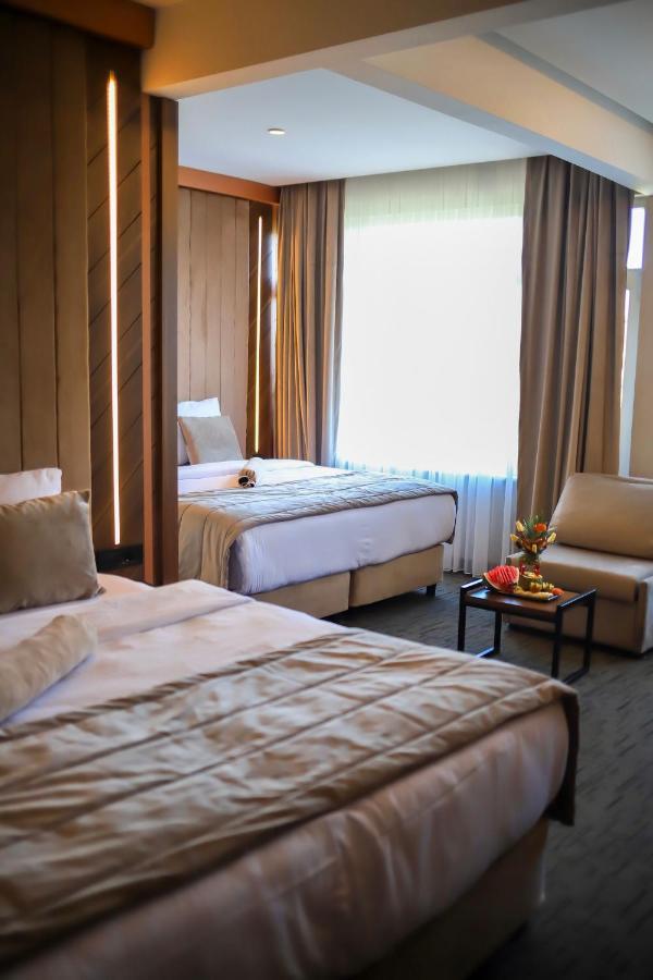The Park Hotel Стамбул Екстер'єр фото